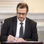 bakan yardimcisi kktc dedi yunanistan muhalefeti istifasini istedi 3FxXIJQm