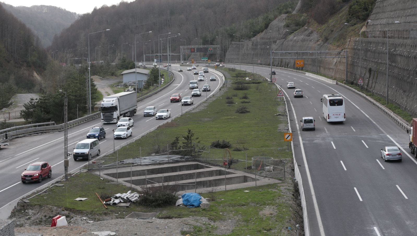 bakan yerlikayadan tatil icin yola cikanlara ihtar hHa8KhtK