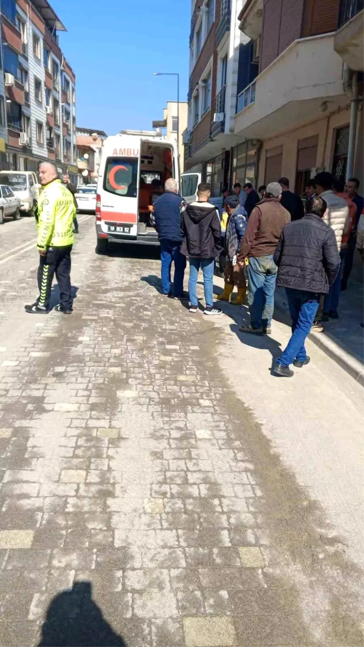 Balıkesir'de Silahlar Konuştu: Tüfekli Saldırıda Kanlı Hesaplaşma! 71 balikesirde tufekle hengame 2 yarali YB2wycA7
