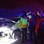 bariyer arabaya ok uzere saplandi 4 yarali dueC2WRl