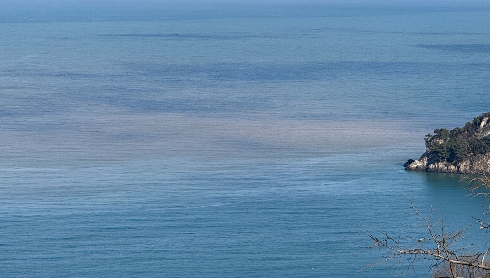 bartin irmagindan akan camurlu suyla denizin rengi degisti H1IISOW6