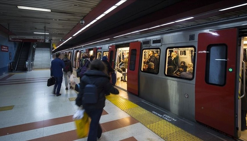 baskentte kimi otobus ve metro duraklari kapatildi ldtiQpYn