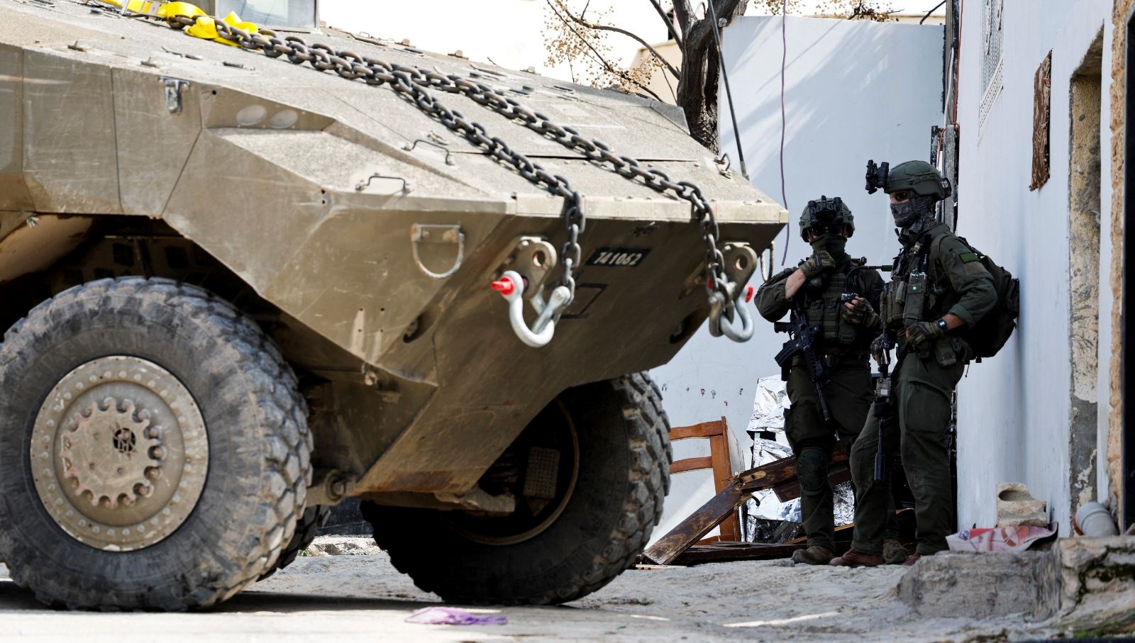 Batı Şeria'da yıkım: İsrail askerleri 17 evi tahrip etti 71 bati seriada abluka israil ordusu 17 meskeni yikti jGGGjhZ9