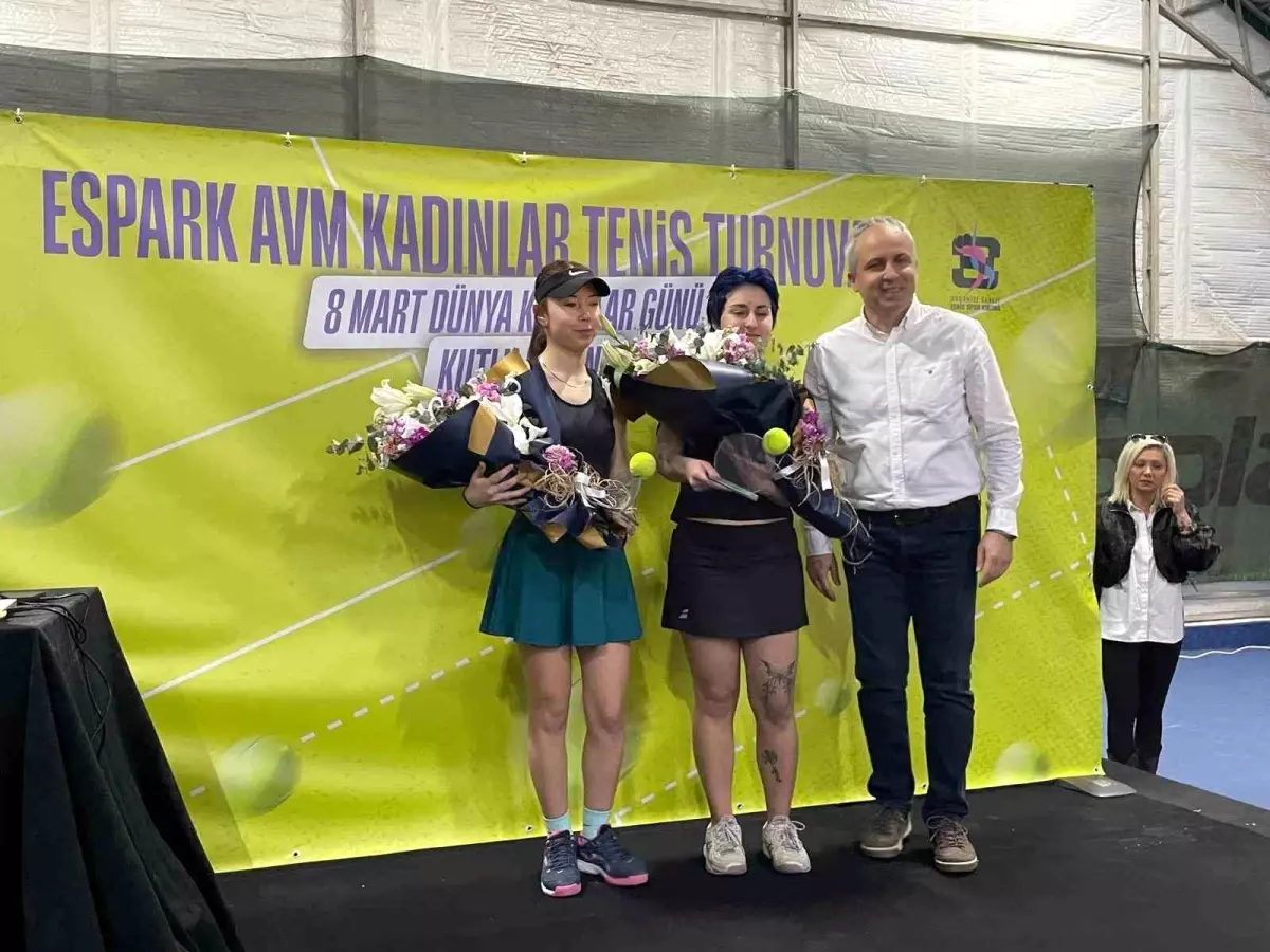 bayanlar tenis turnuvasi sonuclandi DzaaNFGn