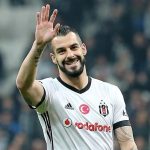 besiktasin eski yildizi alvaro negredo futbolu birakti ZwdVmVbC