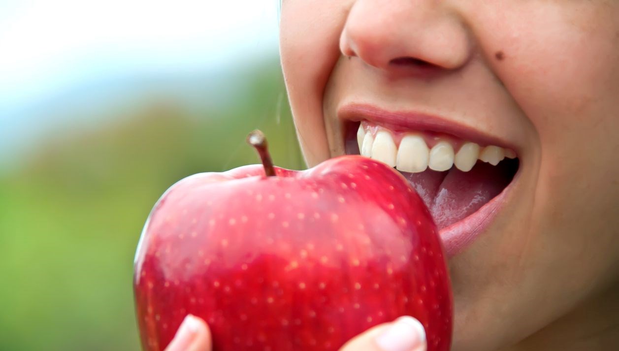 beslenme uzmani acikladi her gun 1 elma yemenin bilinmeyen tesiri 2kz4jHdc