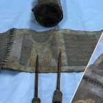 bin 200 yillik altin yazma tevrati 15 milyon dolara satacaklarmis ENYIO1L2