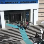 bitliste 2 yabanci asilli uyusturucu ile yakalandi rRjYXbw7