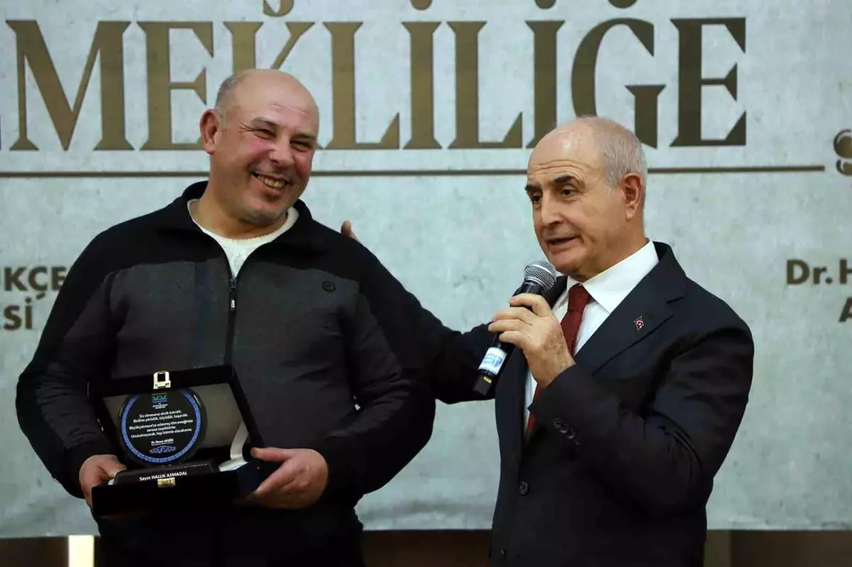 buyukcekmece belediye baskani emekli personelle iftar yemegi organize etti HiE4BimS