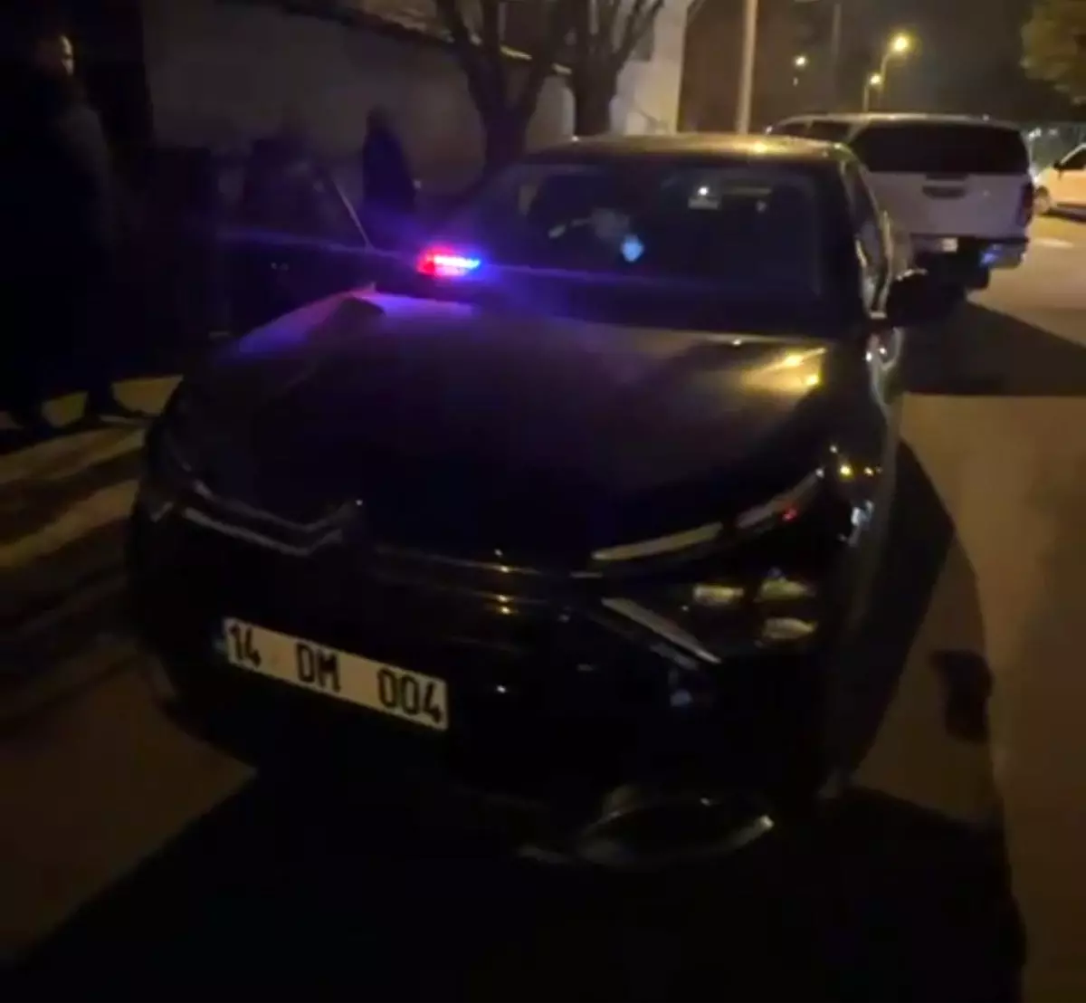 cakar lambali aracla yakalandi KFSB44tE