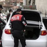 calinti arac operasyonu 2 kisi yakalandi EHD9UVGn