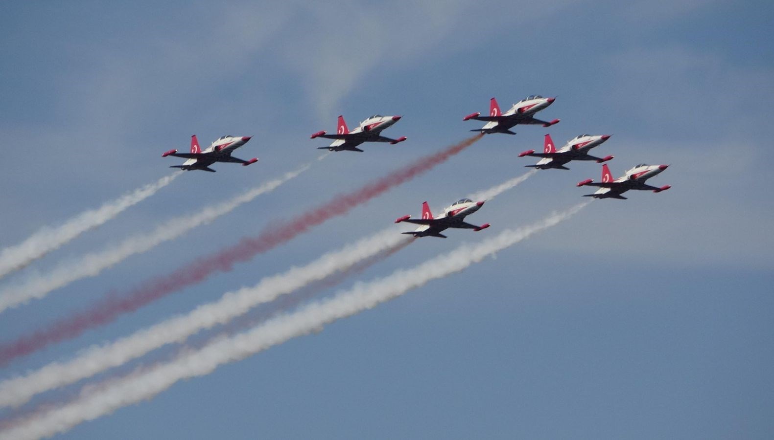 canakkalede turk yildizlarindan sov ucusu zuSwV4s2