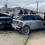 carpisan arabalar tramvay yoluna suruklendi ZhqeNnly