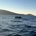 cesme aciklarinda 30 sistemsiz gocmen kurtarildi VjISGjkq