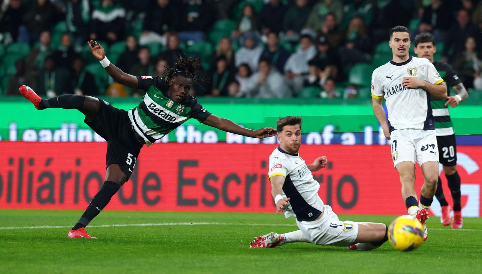 Chelsea'nin 52 Milyonluk Genç Yıldız Hamlesi: 17 Yaşındaki Futbolcu İçin Çılgın Transfer 71 chelseaden 8 yillik cilgin imza 17 yasindaki futbolcuya 52 milyon euro uVj1QZPG