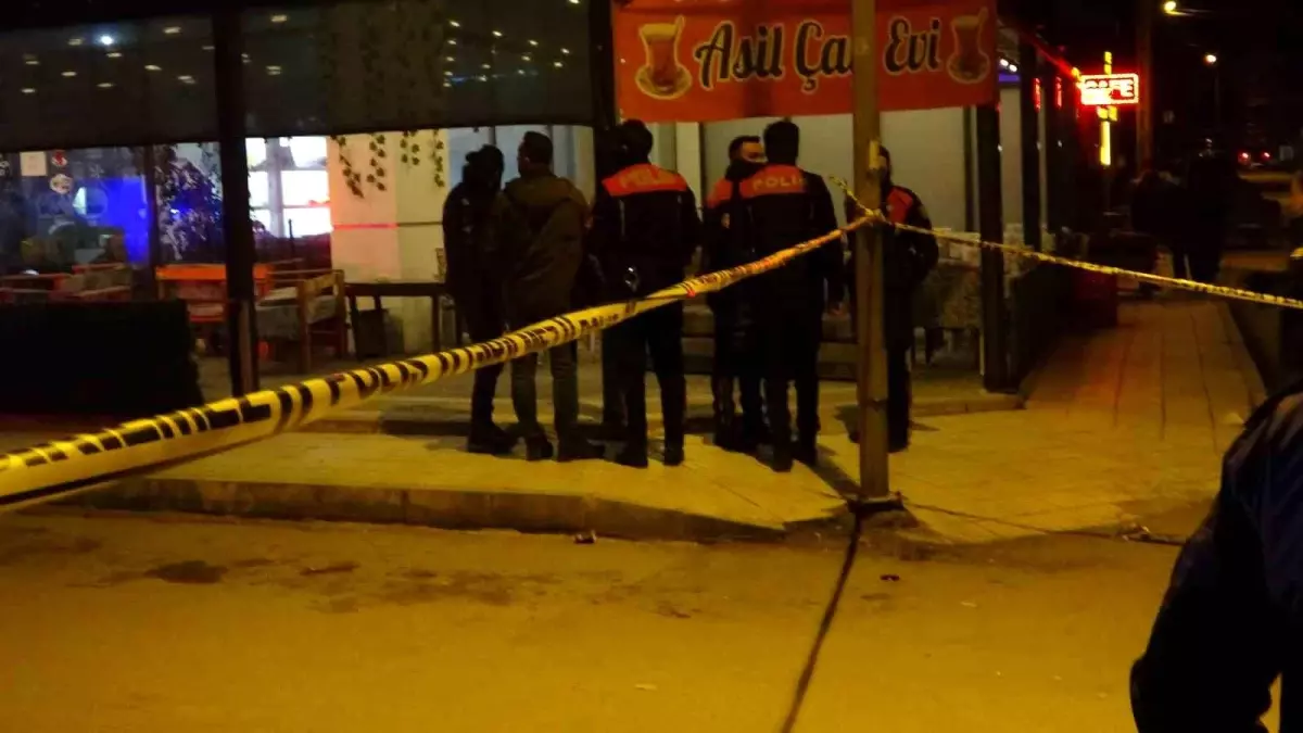 Çorum Kahvehanesinde Kanlı Gece: Silahlar Konuştu, Bir Can Kaybı 71 corumda kahvehanede silahli akin 1 meyyit 9jHJf7m7