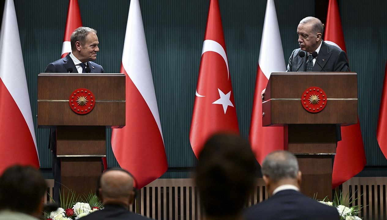 cumhurbaskani erdogan her iki komsumuzun adil bir barisla savasi sonlandirmasini istiyoruz I4bwK6k8