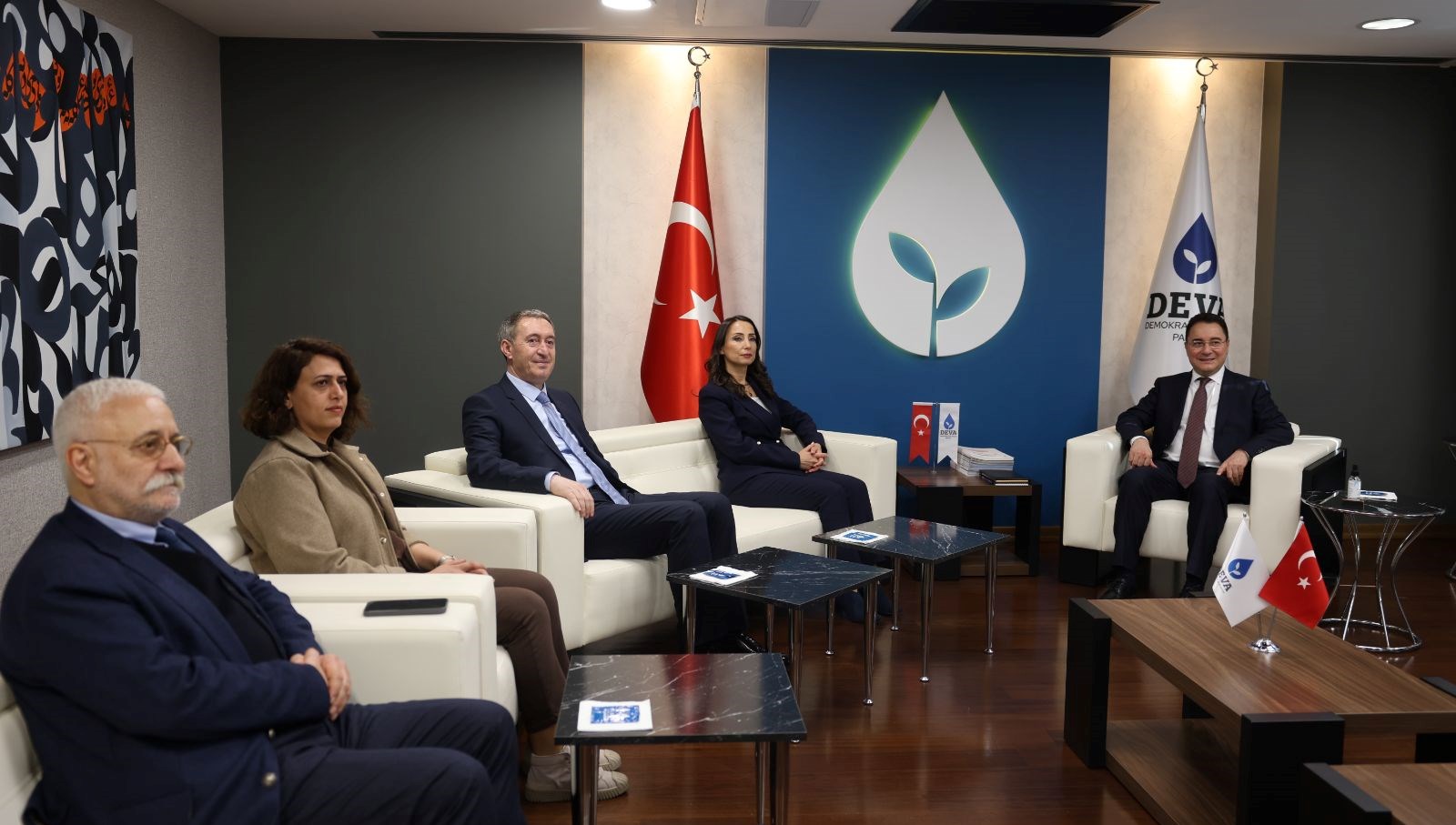 DEM Parti Heyetinden DEVA Partisi'ne Ziyaret: Siyasette Yeni Köprüler Mi Kuruluyor? 71 dem parti heyetinden deva partisine ziyaret tNprhwA9