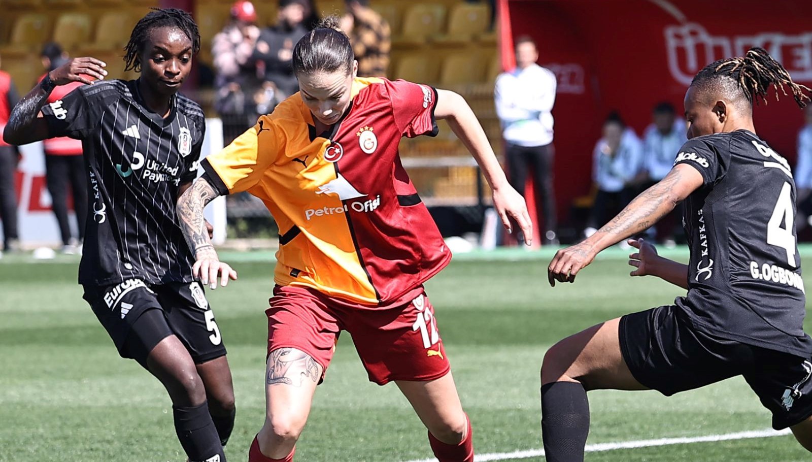 derbidegalatasaray besiktasi 3 0la gecti jEO6e3wM