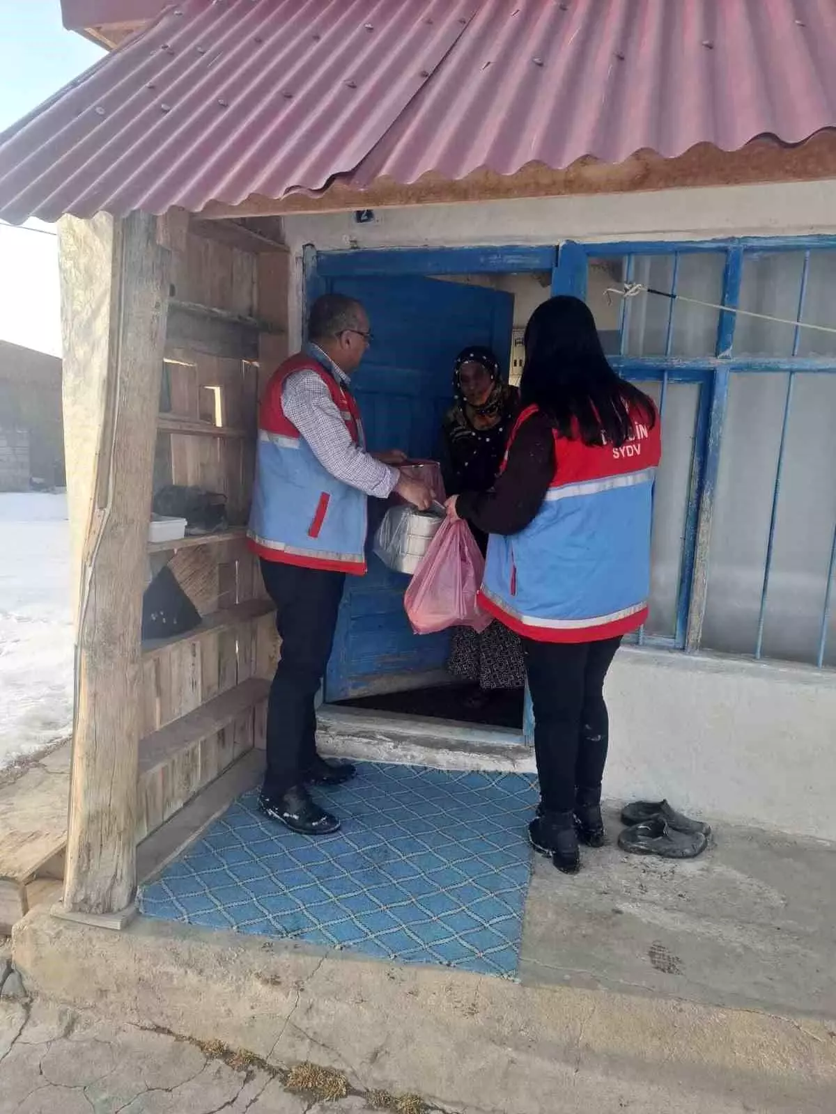 diyadinde ramazan yardimlari X1RNCNG8