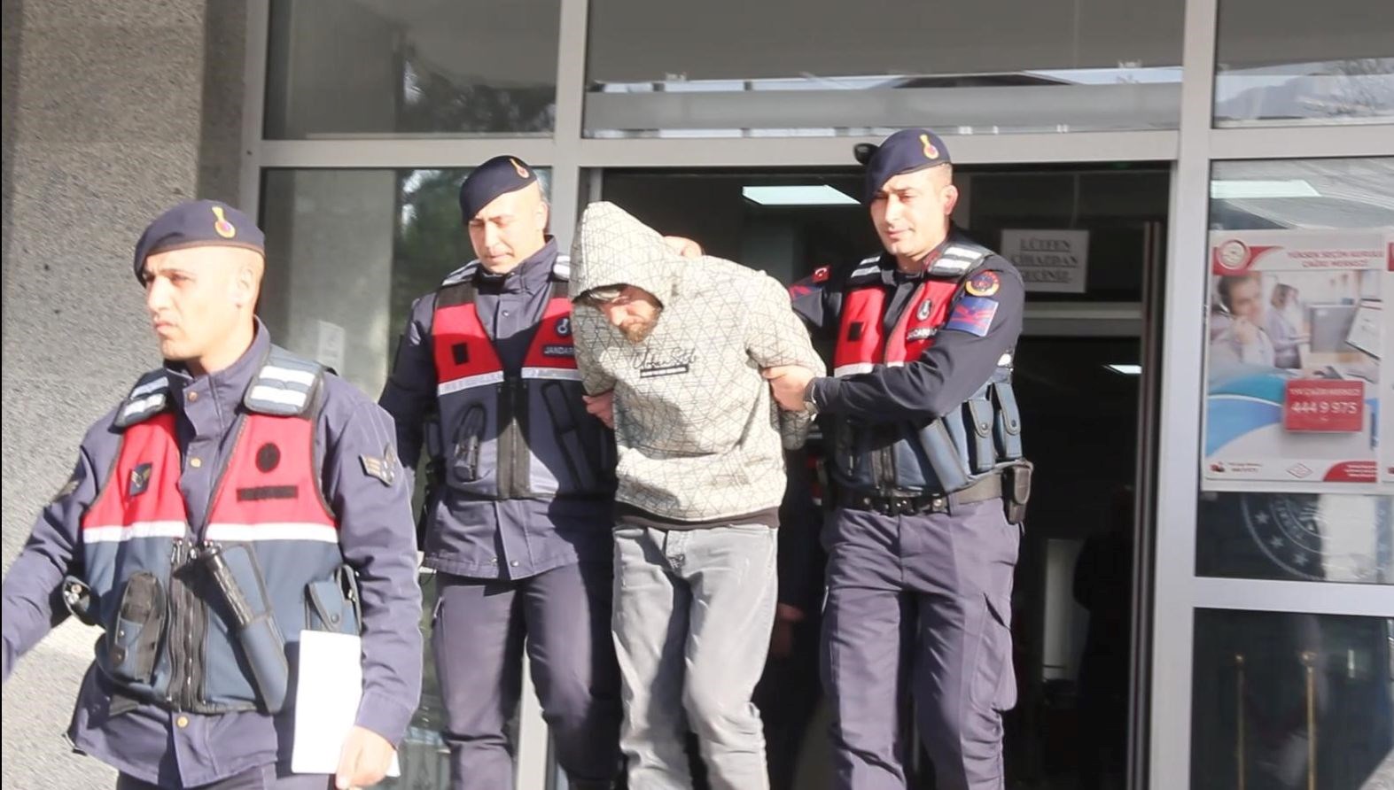 dur ihtarina uymadi polisi sehit etti alkollu sofore muebbet mahpus