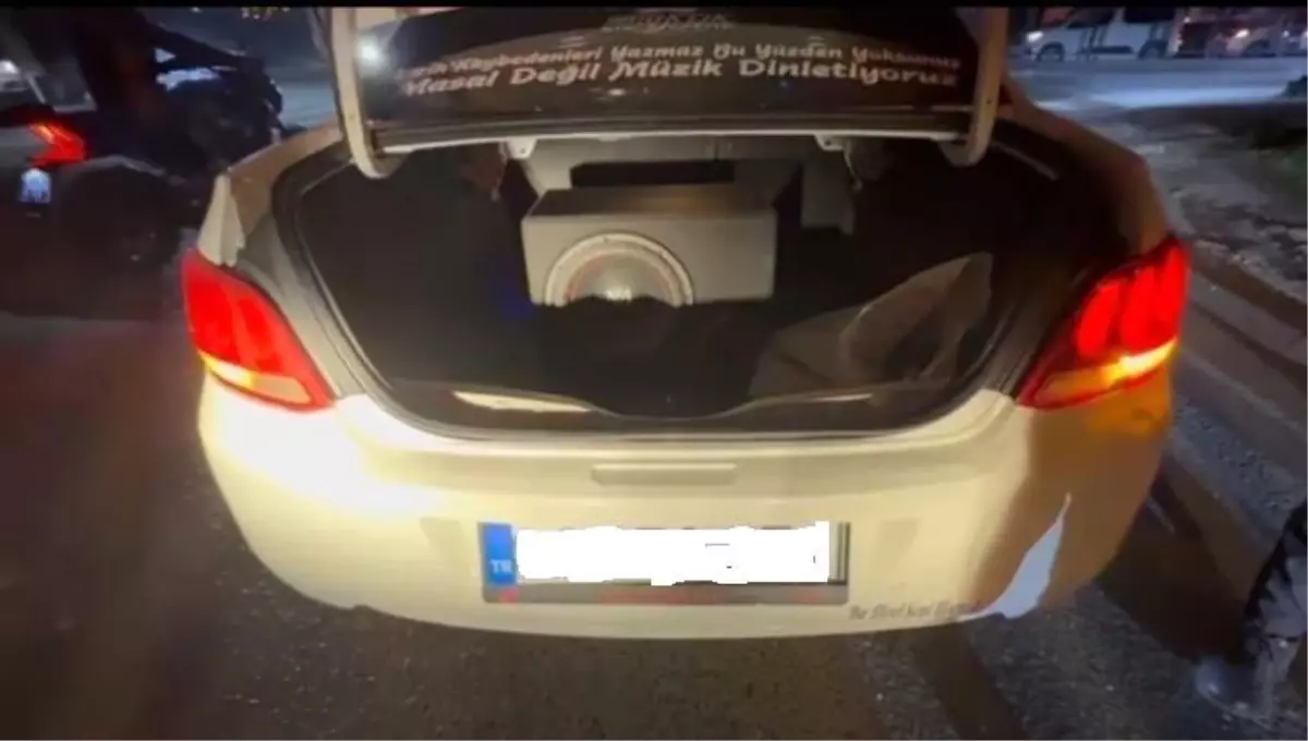 duzcede yuksek ses cezasi 27 arac soforune 68 bin lira h3BZe2lF