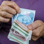 emekli ikramiyesi bugun yatirilacak 4 bin tlye cikaracak kanun teklifi meclise geliyor IwkgZFMs