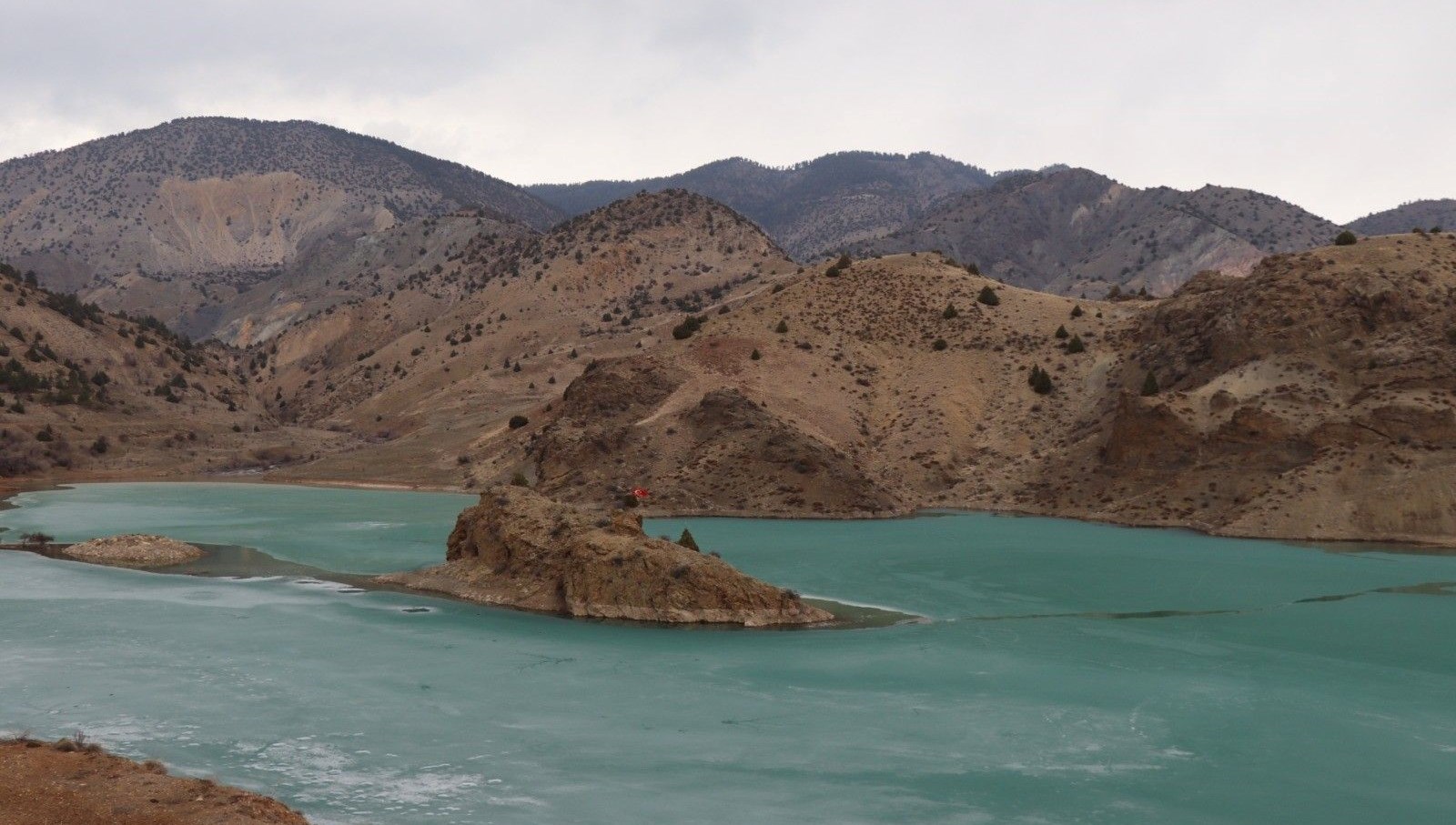 Erzurum'un Saklı Cenneti: Turkuaz Gölet 71 erzurumdaki turkuaz goleti kendine hayran birakiyor i9PylsXD