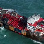 etraf felaketi kapida denizdeki yangin 24 saattir sondurulemedi rjycQZw4