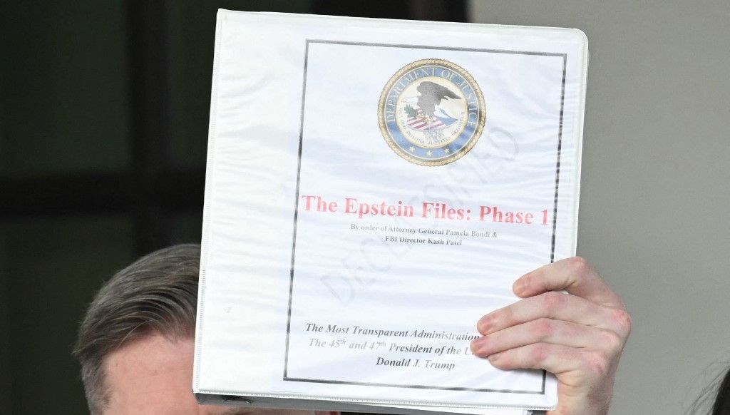 fbiin skandal misyonu epstein evraklarini sansurlemek mZmTlIY8