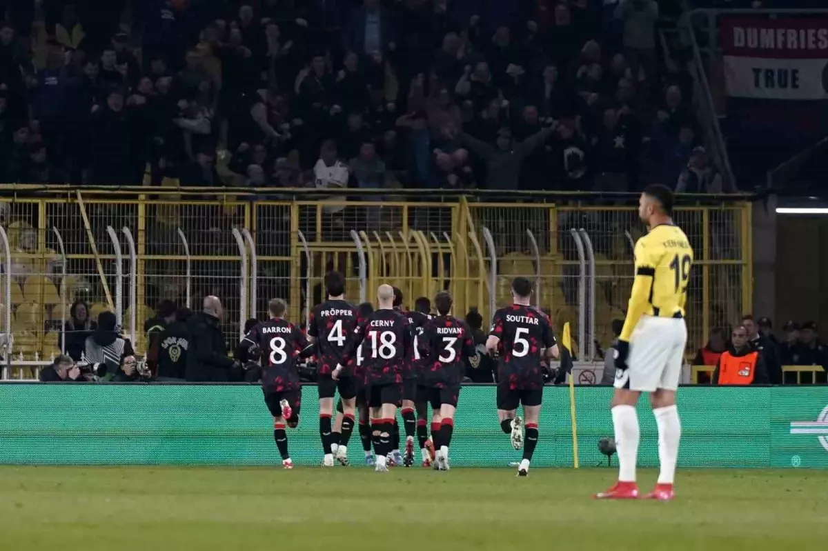 fenerbahce rangerse 2 1 yenik YPOXGdg2