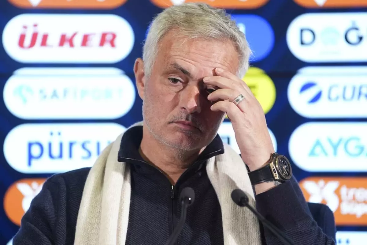 fenerbahce teknik yoneticisi mourinho pfdkya sevk edildi h8AuUUUc