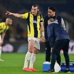 fenerbahcede caglar soyuncu sakatlandi ssG2MmQD