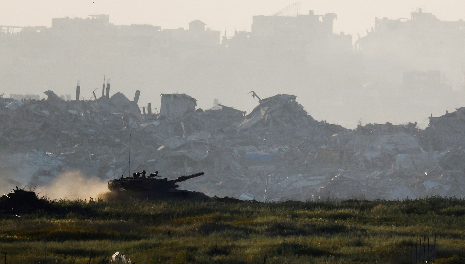 Gazze'de ayak sesleri: İsrail'in hassas operasyonları başladı 71 gazzede karadan isgal israil nokta hucumlara basladi PtNFUHqO