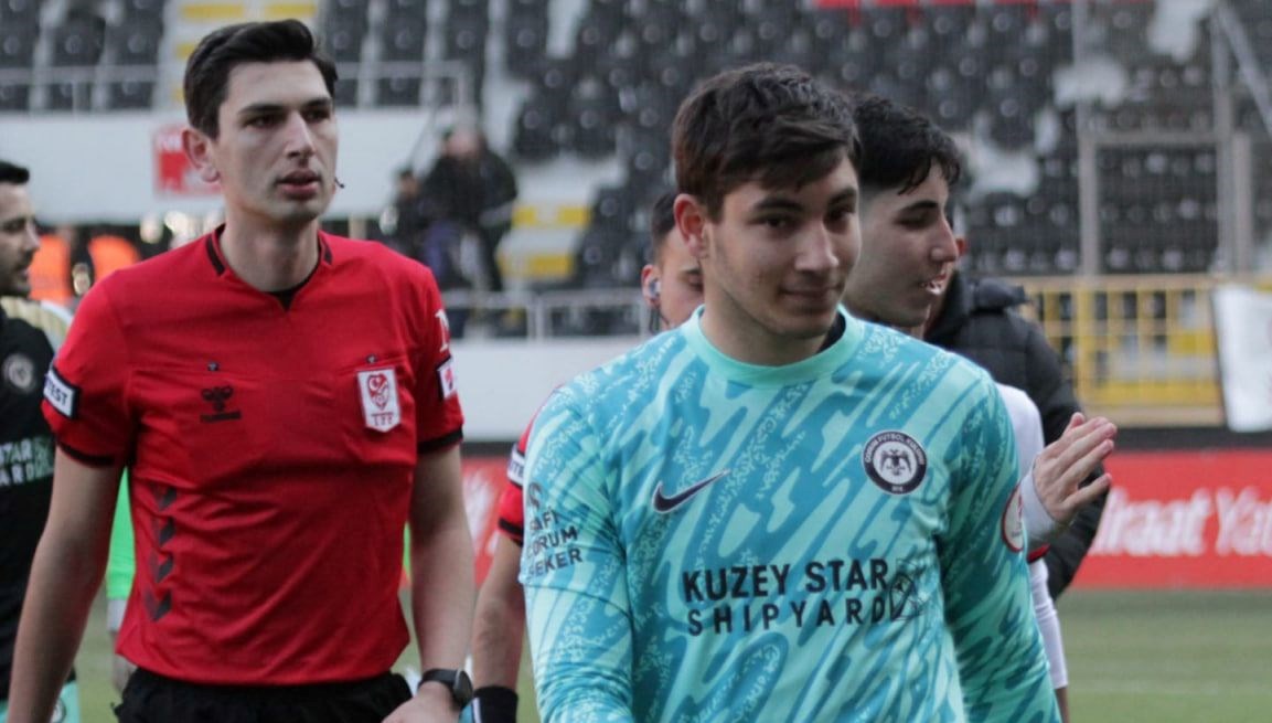 genc kaleci timurhan basarili performansiyla dikkat cekti Fvtnah8G