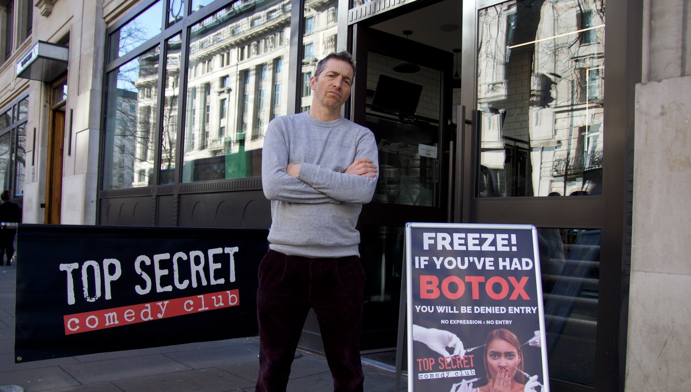 gulduru kulubunden farkli yasak botoks yaptiranlar giremez qYZKUeeK