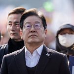 guney kore muhalefet lideri jae myungun cezasi bozuldu bfLkevQB