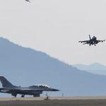 guney korede askeri tatbikat sirasinda savas ucagi yanlislikla koyu bombaladi 7 kisi yaralandi rv4l7R9l