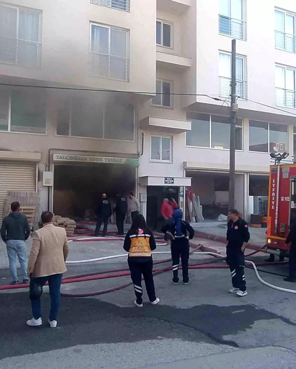 hatayda sihhi tesisat dukkaninda yangin 4gG96C8k