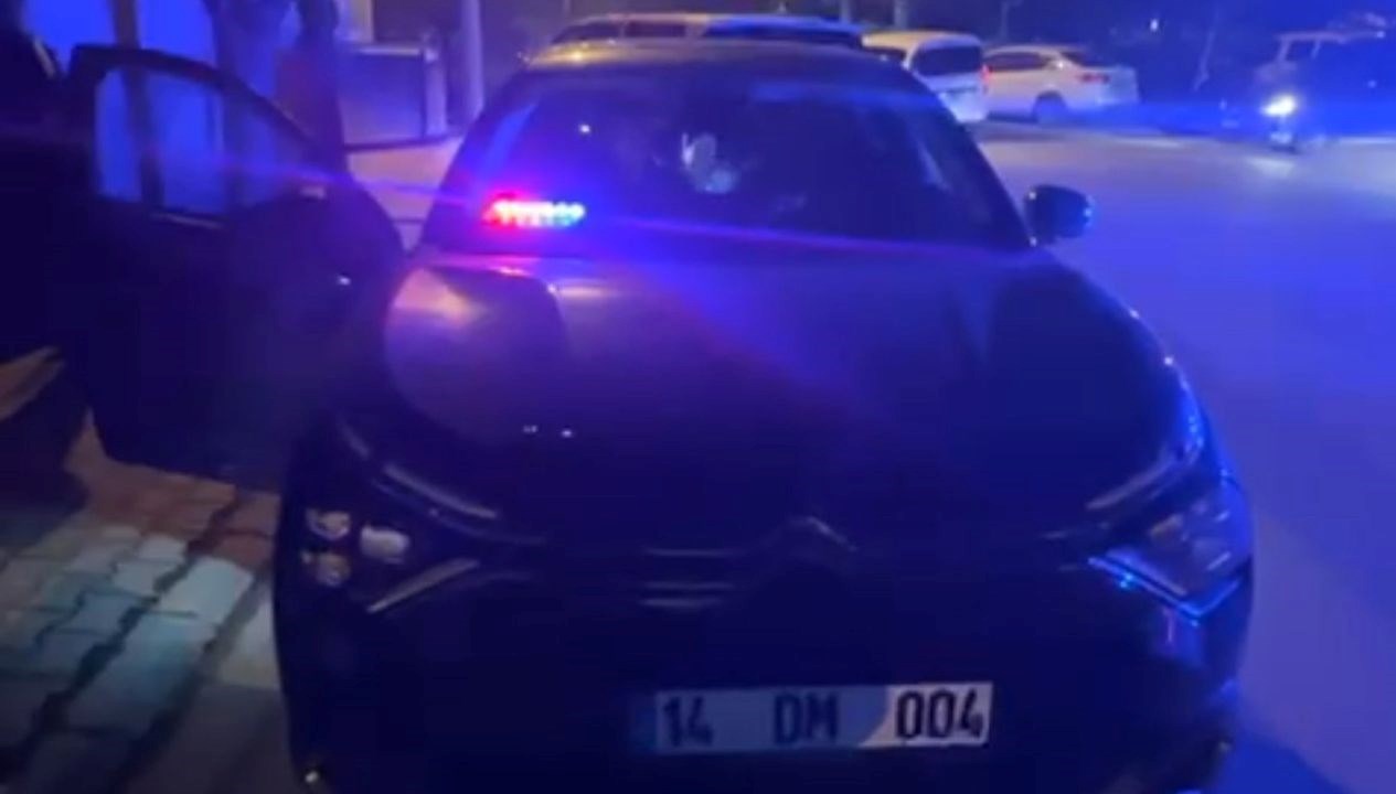 Çakar Vurgunu: Ehliyetsiz Sürücüye Rekor Ceza! 71 hem cakarli hem ehliyetsiz sofore 333 bin lira ceza BfpvEtJj