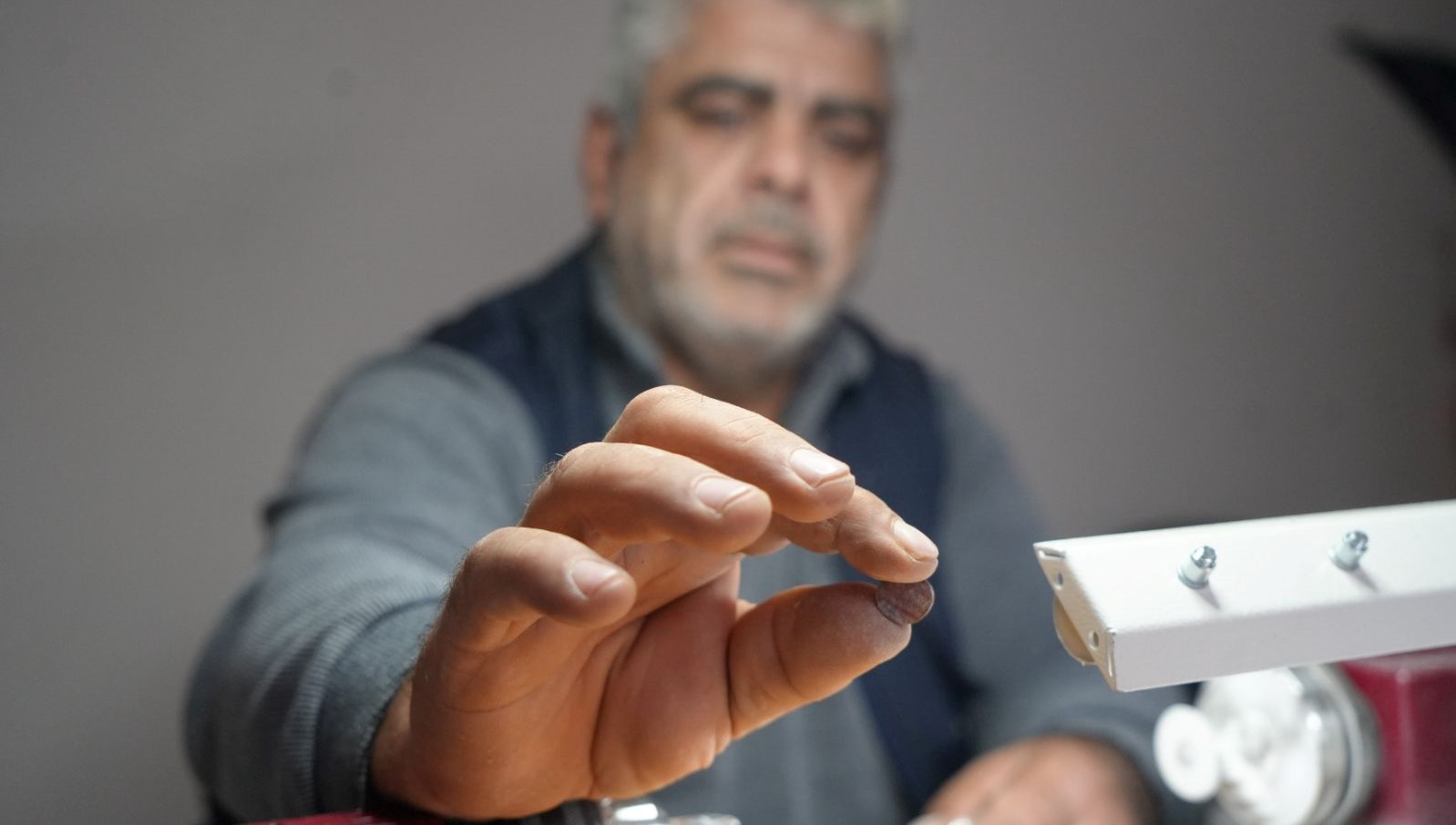 Hobiyle Başladı, Siparişler Patladı: Eserleri 100 Bin Liraya Alıcı Buluyor 71 hobi olarak baslamisti artik siparislere yetisemiyor fiyati 100 bin liraya kadar cikiyor uHCvfe3Z