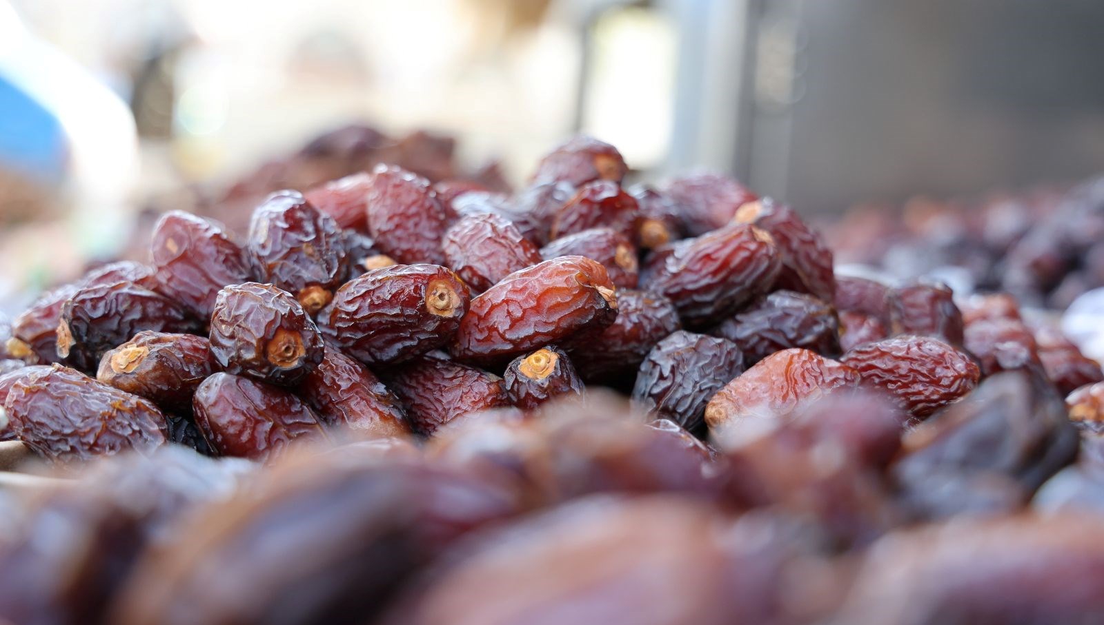 hurma alirken bu 5 kurala dikkat icinin rengi bozuldugunun isareti nCJfS9uT