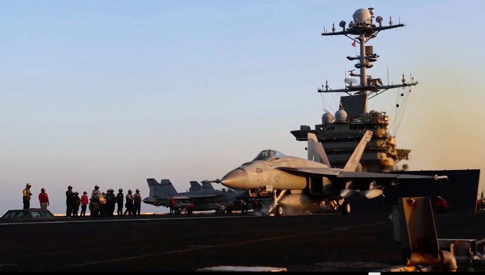 husiler israili vurdu siginaga gidenler yaralandi MZqgG8Ky