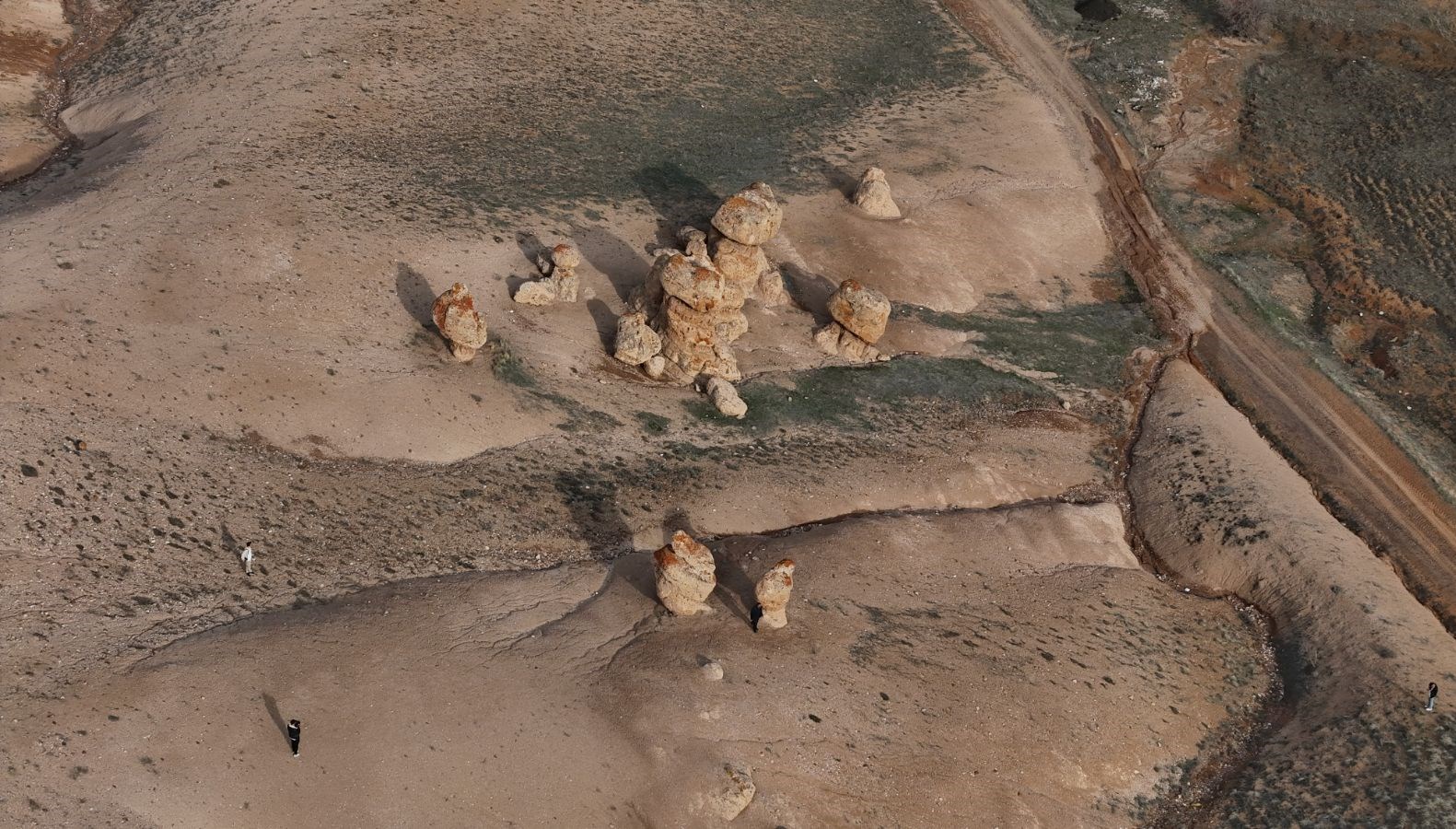 Neden Unutuldu? İlçe Merkezine 20 Kilometrelik Gizem 71 ilce merkezine 20 kilometre uzaklikta neden olustugu bilinmiyor