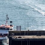 ingiliz sularinda alarm petrol tankeriyle carpisan kargo gemisi batti tanker yaniyor tPyNr426