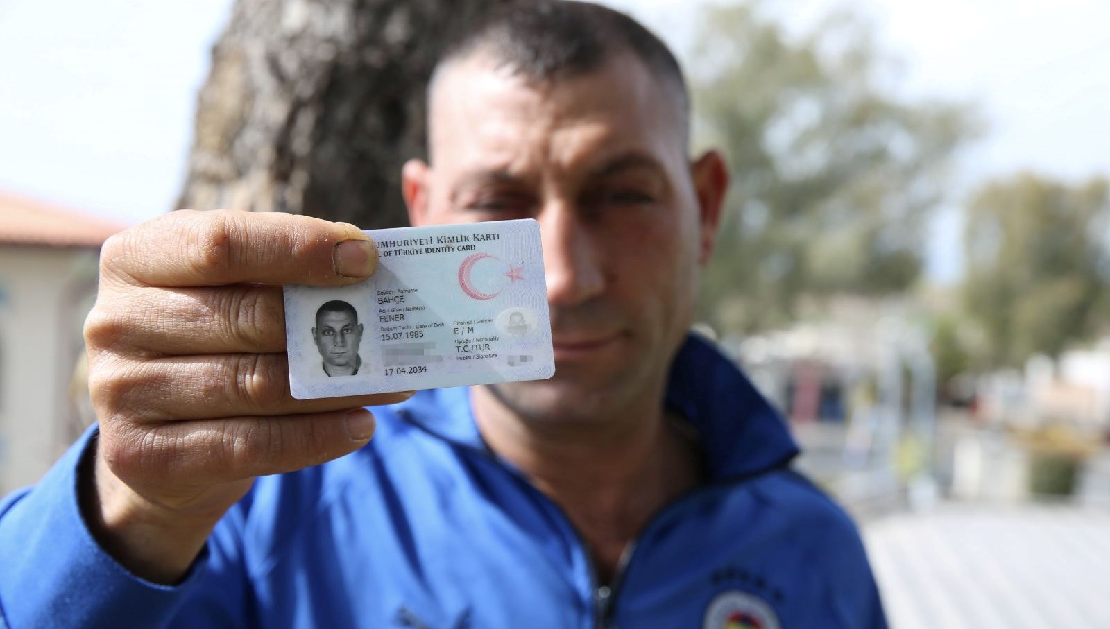 ismi fener soyadi bahce dogdugu yil fenerbahce sampiyon olunca babasi sari lacivertli grubun ismini wWSe4PUa