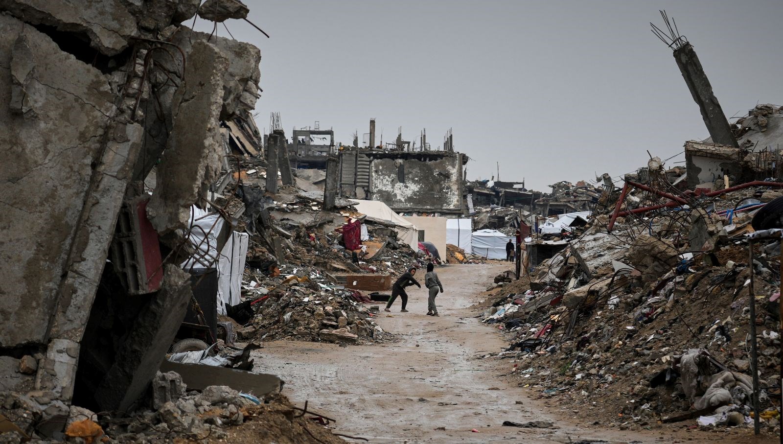 israil gazzede 24 bayan gazeteciyi oldurdu 6GM1bzu6