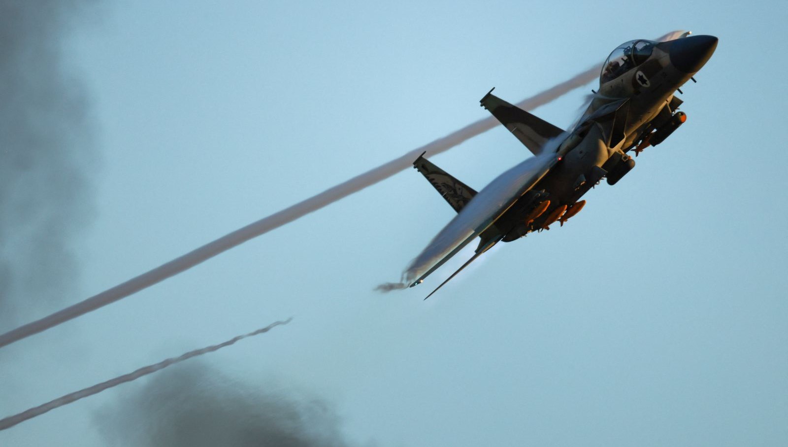 israilden suriyeye hava saldirisi 6wqqNbZ6