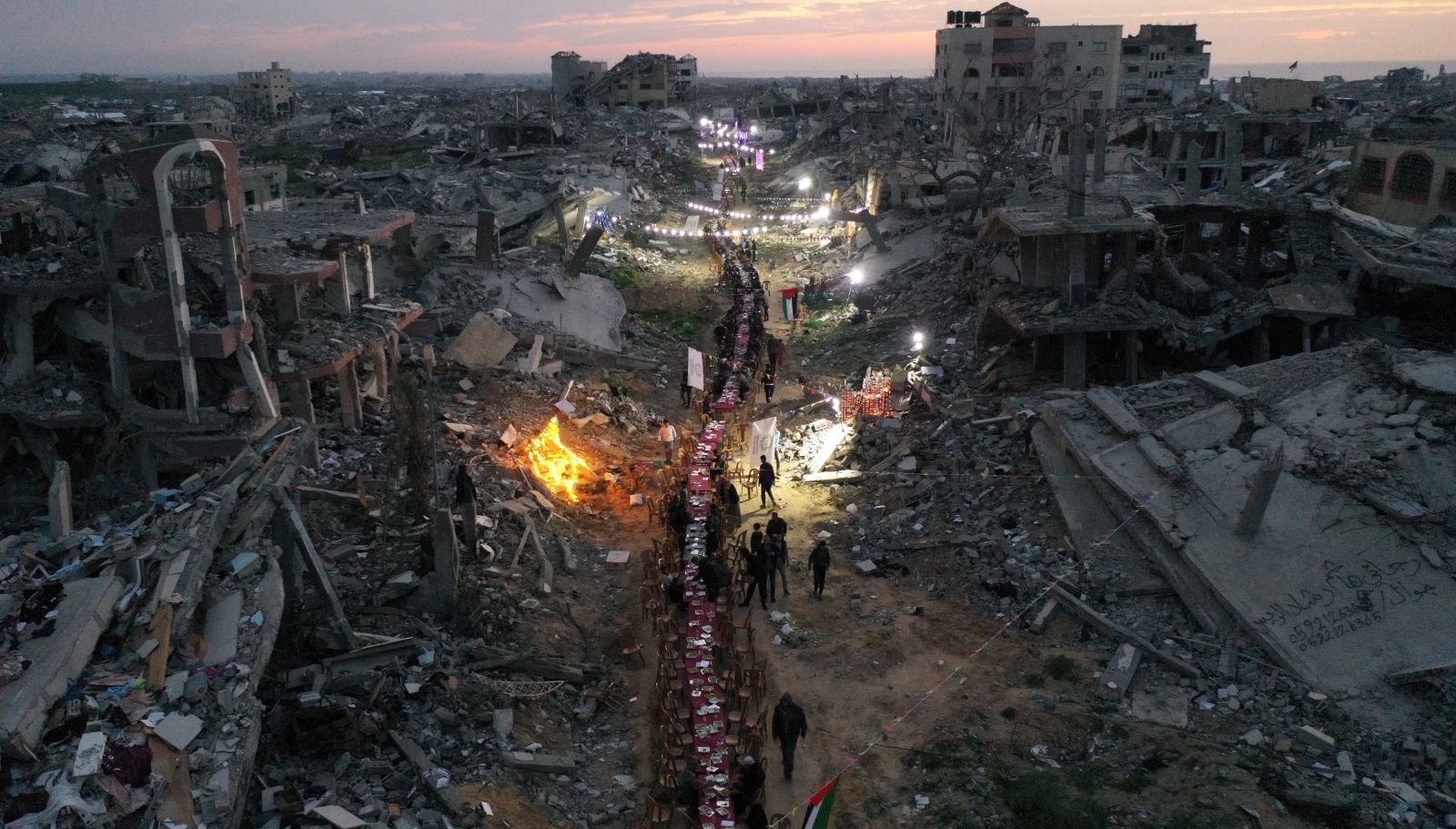 israilin gazzede elektrigi kesme kararina hamastan karsilikekim 2023ten beri kesik iXw3fmyZ