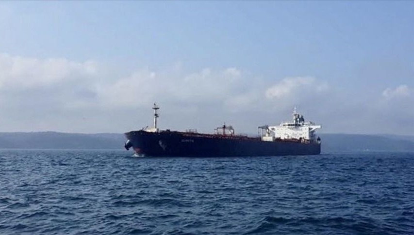 istanbul bogazinda yuk gemisi arizalandi trafik cift tarafli durduruldu my1vf2Vv